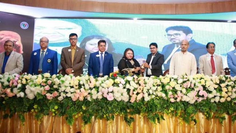 সফিকা খানম শিক্ষা পদক পেলেন ২১ শিক্ষার্থী