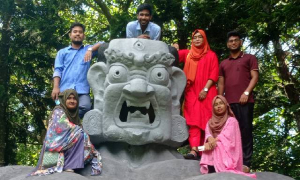 নুহাশপল্লীতে এক বিকেল 