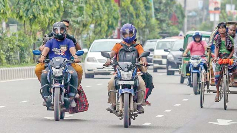মহাসড়কে মোটরসাইকেল নিষিদ্ধ হচ্ছে না