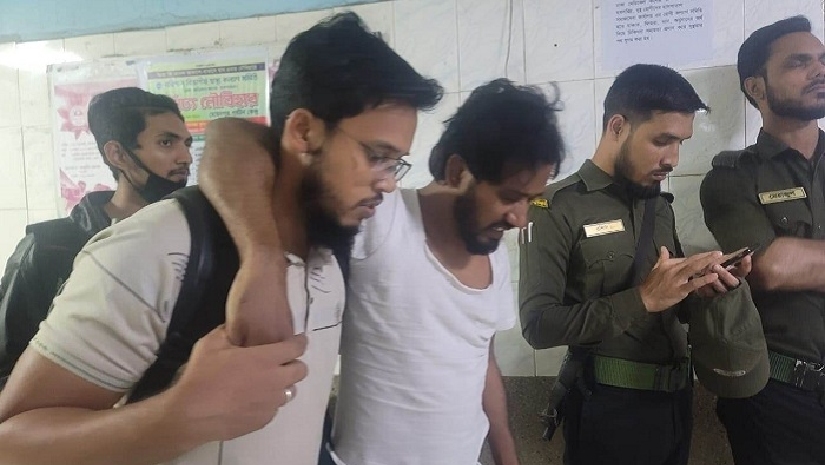 ঢাবিতে কাওয়ালির আয়োজকদের ওপর ছাত্রলীগের হামলার অভিযোগ