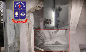 ঢাবিতে মৃত্যু ঝুঁকি নিয়ে বসবাস হাজার হাজার শিক্ষার্থীর