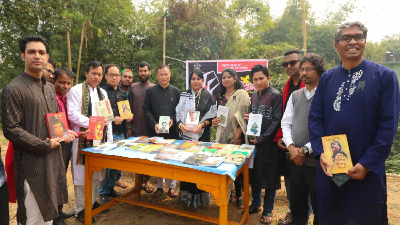 শহীদ দিবস উপলক্ষে রাবিপ্রবিতে বই মেলা 