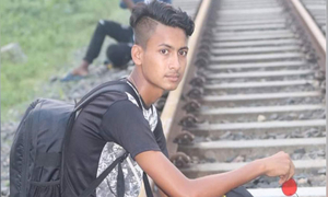 প্রেমিকার স্বজনদের নির্যাতন, অভিমানে ট্রেনের নিচে ঝাঁপ স্কুলছাত্রের