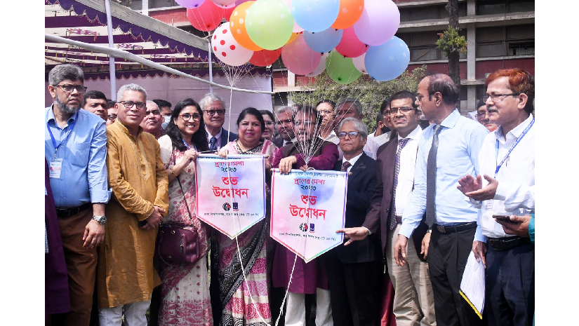 অসচ্ছল শিক্ষার্থীদের সহায়তা করতে অ্যালামনাইদের প্রতি আহবান ঢাবি ভিসির