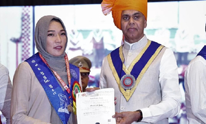 সর্বোচ্চ সিজিপিএ নিয়ে স্বর্ণপদক পেলেন আফগান ছাত্রী রাজিয়া মুরাদি