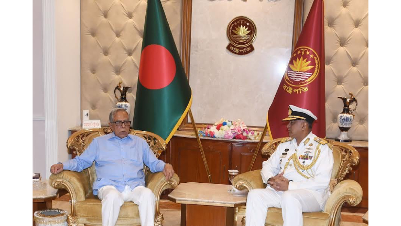 রাষ্ট্রপতির সঙ্গে মেরিটাইম-রাবিপ্রবি-ফেনী বিশ্ববিদ্যালয়ের ভিসির সাক্ষাৎ