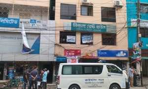 হোটেল থেকে তরুণীর গলাকাটা মরদেহ উদ্ধার