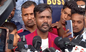আদালতের রায় ছাড়াই আরাভকে অপরাধী বলতে নারাজ হিরো আলম