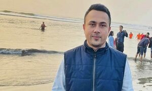 ইডেন ছাত্রীকে ধর্ষণে অভিযুক্ত আ.লীগ নেতার আত্মসমর্পণ