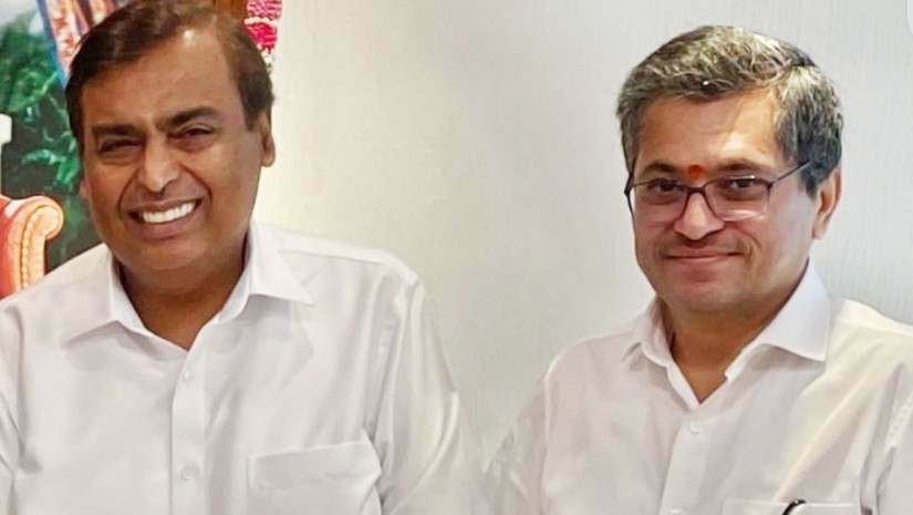 কর্মচারীকে ১৫০০ কোটি টাকার বাড়ি উপহার দিলেন মুকেশ আম্বানী