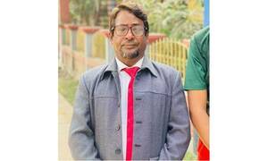 কলেজছাত্রীকে ধর্ষণ মামলায় গ্রেপ্তার ইংরেজির শিক্ষককে অব্যাহতি