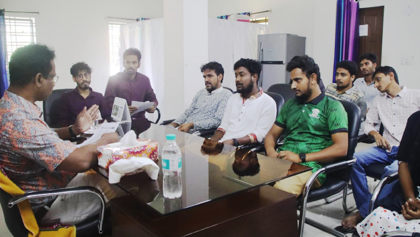 র্যাগিং বন্ধ, খাবারের মান বৃদ্ধিসহ ২৩ দাবিতে স্মারকলিপি ছাত্র ইউনিয়নের