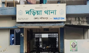 বাবার লাশ আনতে গিয়ে মোটরসাইকেলের ধাক্কায় প্রাণ গেলো ছেলের