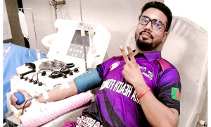 রক্তদান আবুল খায়েরের আত্মতৃপ্তি, ১১ বছরে দিয়েছেন ২৯ বার