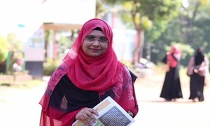 চট্টগ্রাম বিশ্ববিদ্যালয়ের নিশাত সুলতানা পেলেন ডায়ানা অ্যাওয়ার্ড