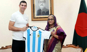 প্রধানমন্ত্রীর সঙ্গে মার্টিনেজের সাক্ষাৎ