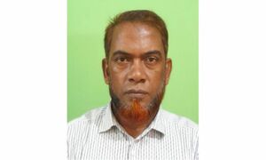 দরকষাকষি করে ঘুষ নেওয়া শিক্ষা কর্মকর্তার বেতন গ্রেড কমল