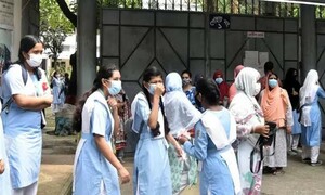 যে কারণে গ্রীষ্মকালীন ছুটি বাতিল হলো