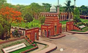 যোগ্যদের বাদ, ‘মোবাইল চুরিতে’ জড়িত ছাত্রীকে শিক্ষক হিসেবে নিয়োগের সুপারিশ