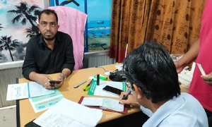 এইচএসসি পাস করে ‘এমবিবিএস চিকিৎসক’ রোগী দেখছেন ৪ বছর ধরে