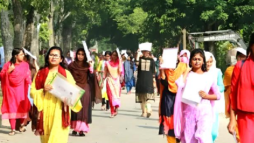 প্রথম মেধাতালিকায় অনিয়মের অভিযোগ, ভিত্তিহীন বলছে কর্তৃপক্ষ