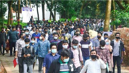 কপাল খুলছে অপেক্ষমাণ তালিকায় থাকা ভর্তিচ্ছুদের