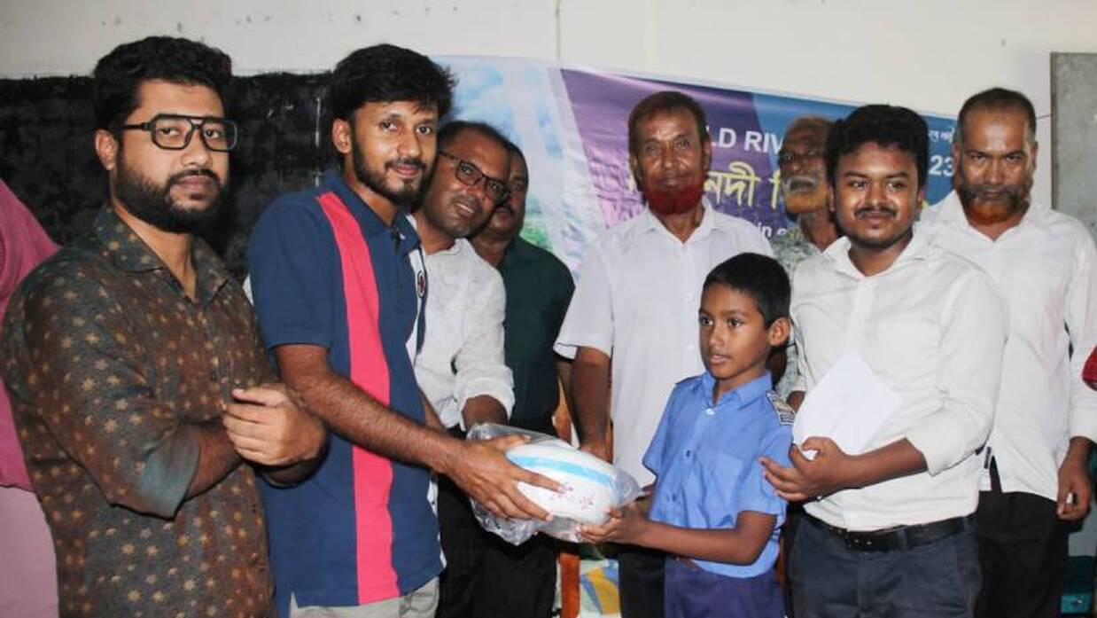 নদী রক্ষায় বশেফমুবিপ্রবি রিভার ডিফেন্ডার্স ক্লাবের স্কুল ক্যাম্পেইন