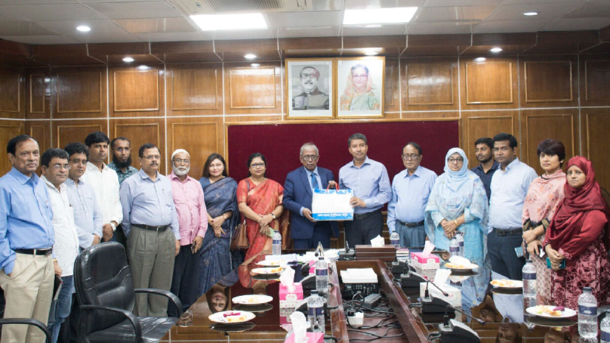 বেরোবি উপাচার্যের সঙ্গে পরিকল্পনা কমিশন সচিবের সাক্ষাৎ