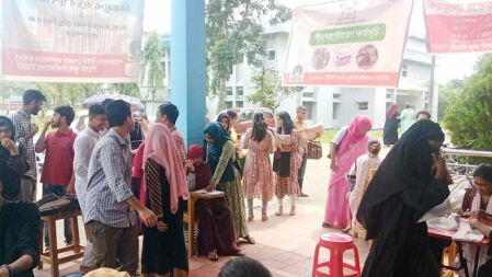 সিকৃবিতে প্রথমদিন ভর্তি শেষে আসন ফাঁকা ১৫৭টি