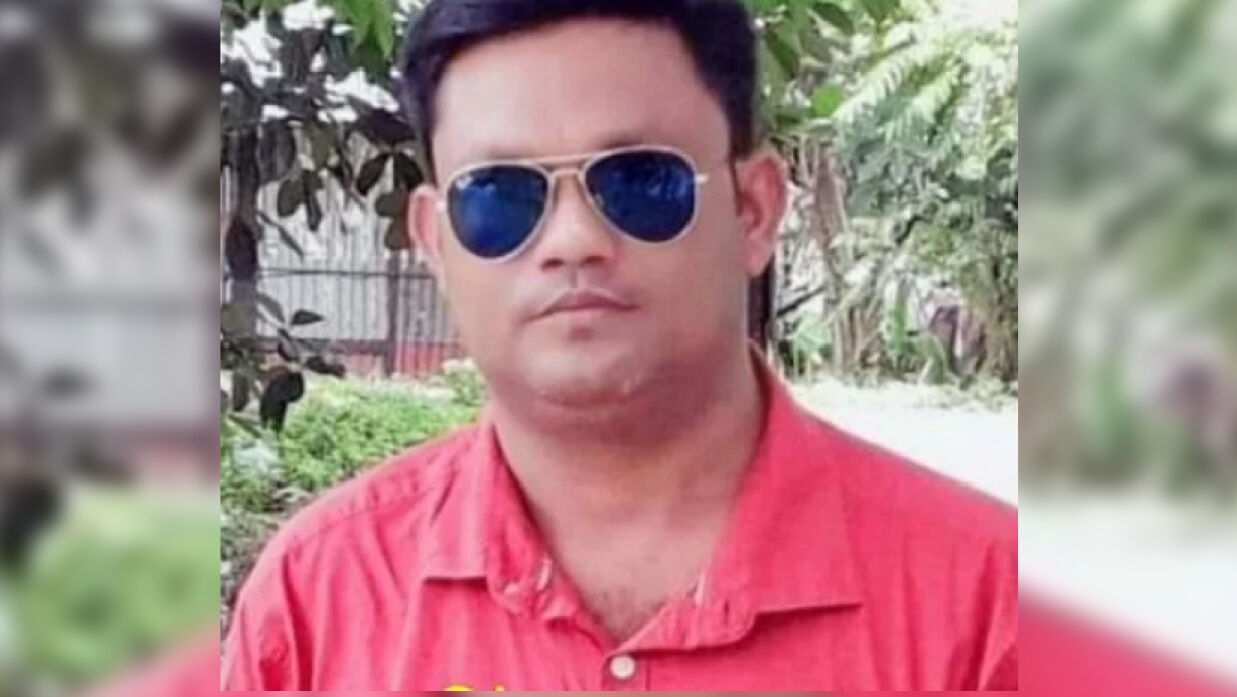 ‘আমিই চাকরি দিয়েছি’ বলে শিক্ষককে লাঞ্ছিত করলেন স্বেচ্ছাসেবক লীগ নেতা