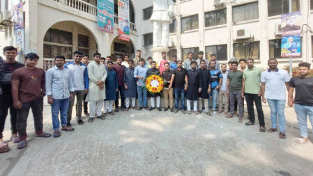 জেলহত্যা দিবসে কুবি ছাত্রলীগের শ্রদ্ধা 