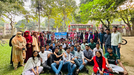বাংলা সাহিত্যের আভিজাত্যকে ছড়িয়ে দিতে ঢাবিতে যাত্রা শুরু করলো ‘বই-বিহঙ্গ’