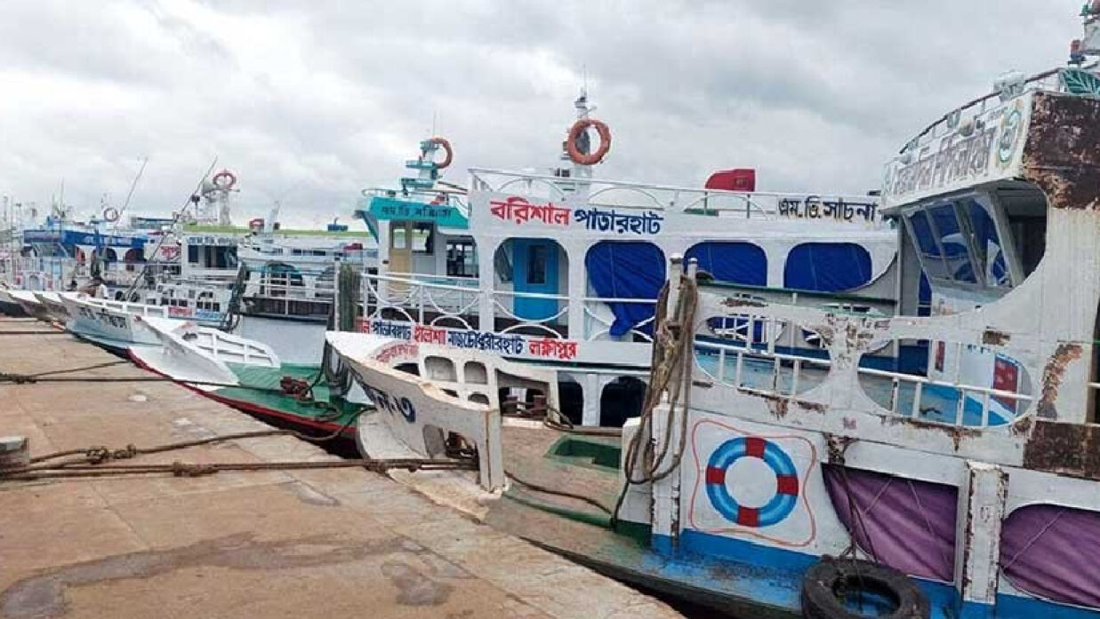 ঘূর্ণিঝড় ‘মিধিলি’র প্রভাবে বরিশালে সব ধরনের নৌযান চলাচল বন্ধ ঘোষণা