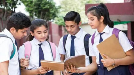লটারিতে মনোনিত শিক্ষার্থীদের ফল এসএমএসে জানাবে মাউশি