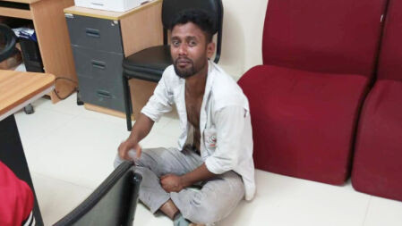 কুবি ছাত্রীকে উত্ত্যক্তের দায়ে স্থানীয় যুবক আটক