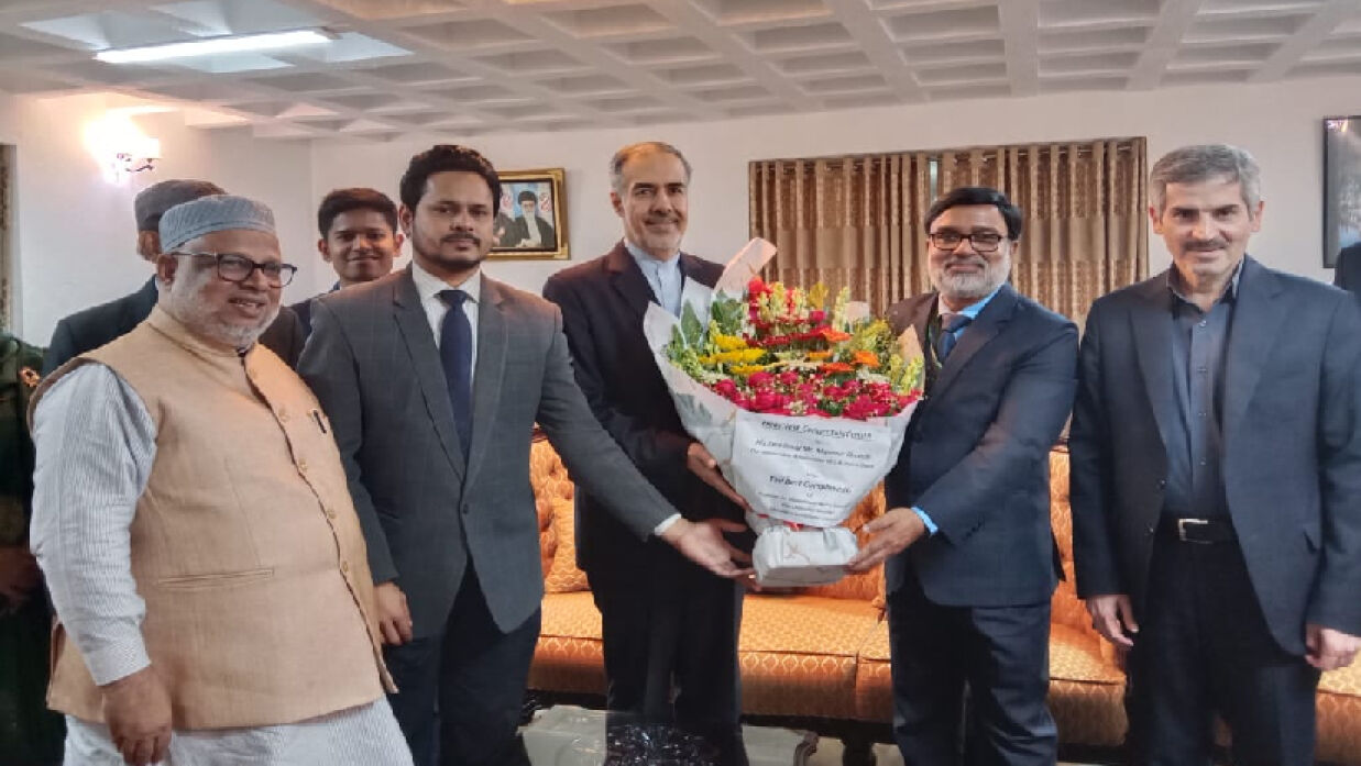 ইরানের রাষ্ট্রদূতের সঙ্গে মানারাত ইউনিভার্সিটির ভিসির সৌজন্য সাক্ষাৎ