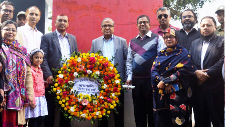 দেশের অগ্রযাত্রার পথ-বিচ্যুতি মঙ্গলজনক হবে না: চুয়েট উপাচার্য