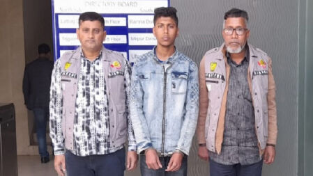 গেমসের ফাঁদে ফেলে কিশোরীদের সঙ্গে প্রতারণা, বিশ্ববিদ্যালয় ছাত্র গ্রেপ্তার