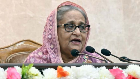 দেশে আন্তর্জাতিক মানের শিক্ষা ব্যবস্থা গড়ে তুলতে চাই: প্রধানমন্ত্রী