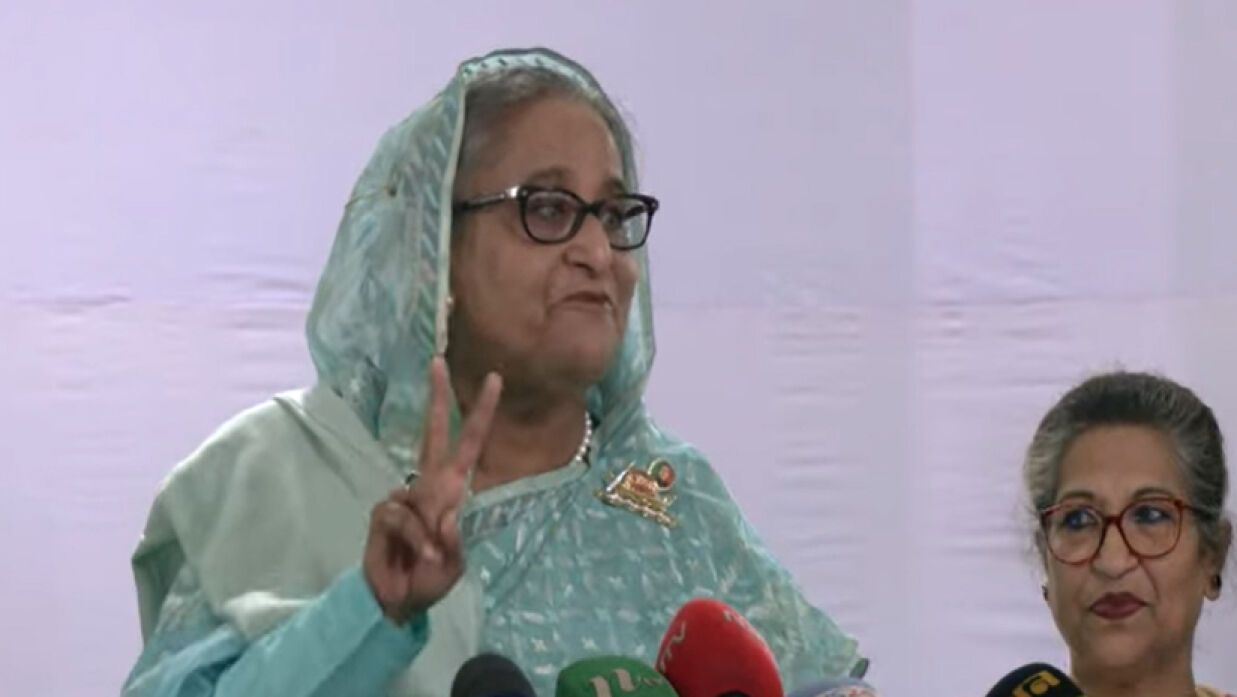 বিশাল ব্যবধানে জয়ী শেখ হাসিনা