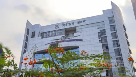 ময়মনসিংহ ও কুমিল্লা সিটি নির্বাচনের তারিখ জানালো ইসি