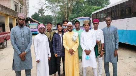 বিদেশি শিক্ষার্থীরা মুখ ফিরিয়ে নিচ্ছেন দেশের বিশ্ববিদ্যালয় থেকে