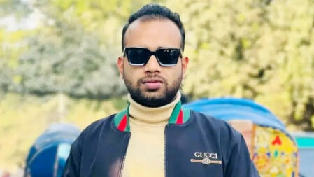 ঢাবি ডিবেটিং সোসাইটির নির্বাচন বাধাগ্রস্তের অভিযোগ ছাত্রলীগ নেতার বিরুদ্ধে