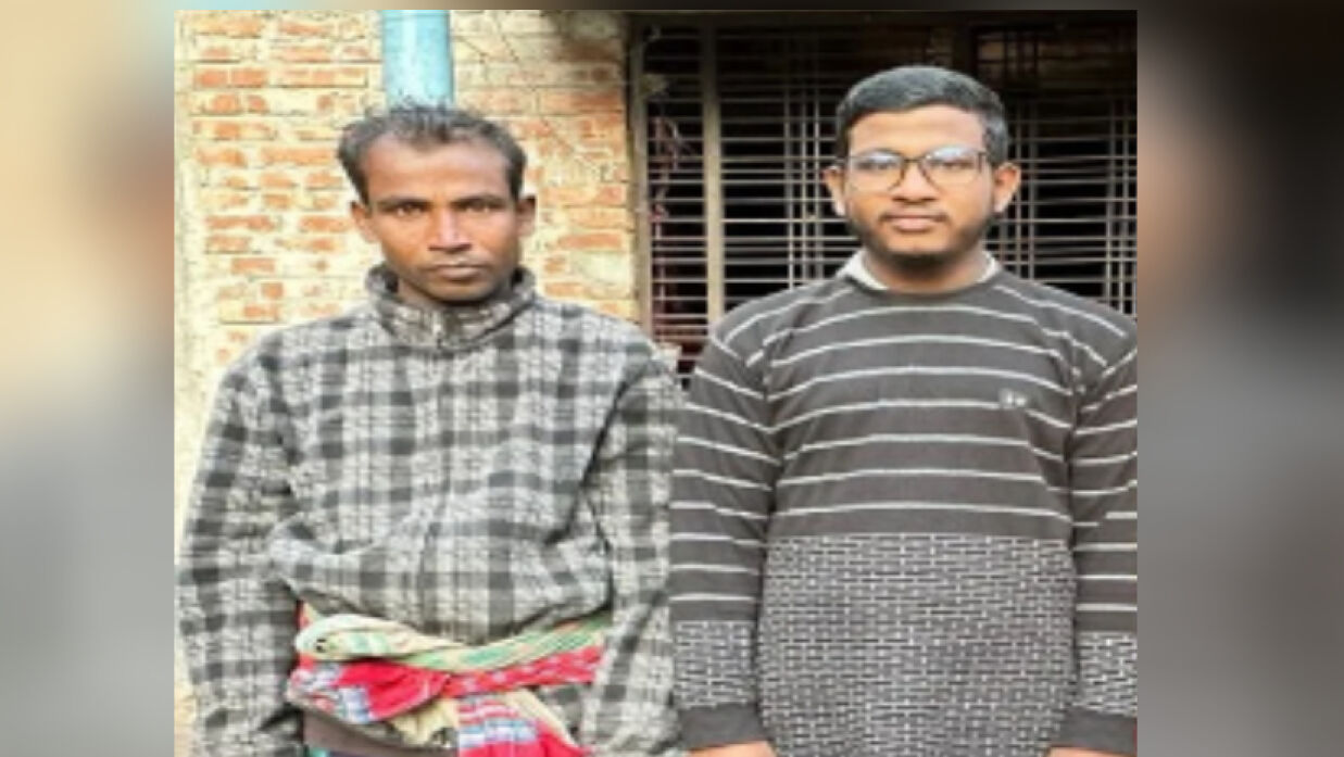 ছেলে মেডিকেলে চান্স পেলেও ভর্তি নিয়ে দুশ্চিন্তায় ভ্যানচালক বাবা