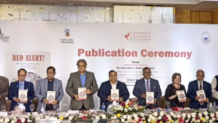 বাংলাদেশে প্রথম নন-কমিউনিকেবল ডিজিস নিয়ে বই ‘রেড এলার্ট’