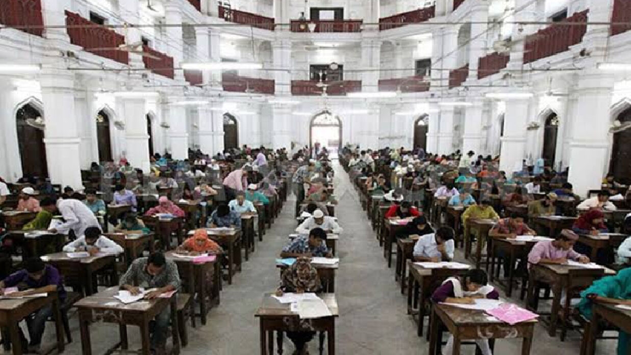 ঢাবি ভর্তির পরীক্ষায় বসছেন এক লাখ ১২ হাজার শিক্ষার্থী