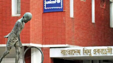 রাজধানীতে শনিবার বন্ধ যেসব মার্কেট-দর্শনীয় স্থান
