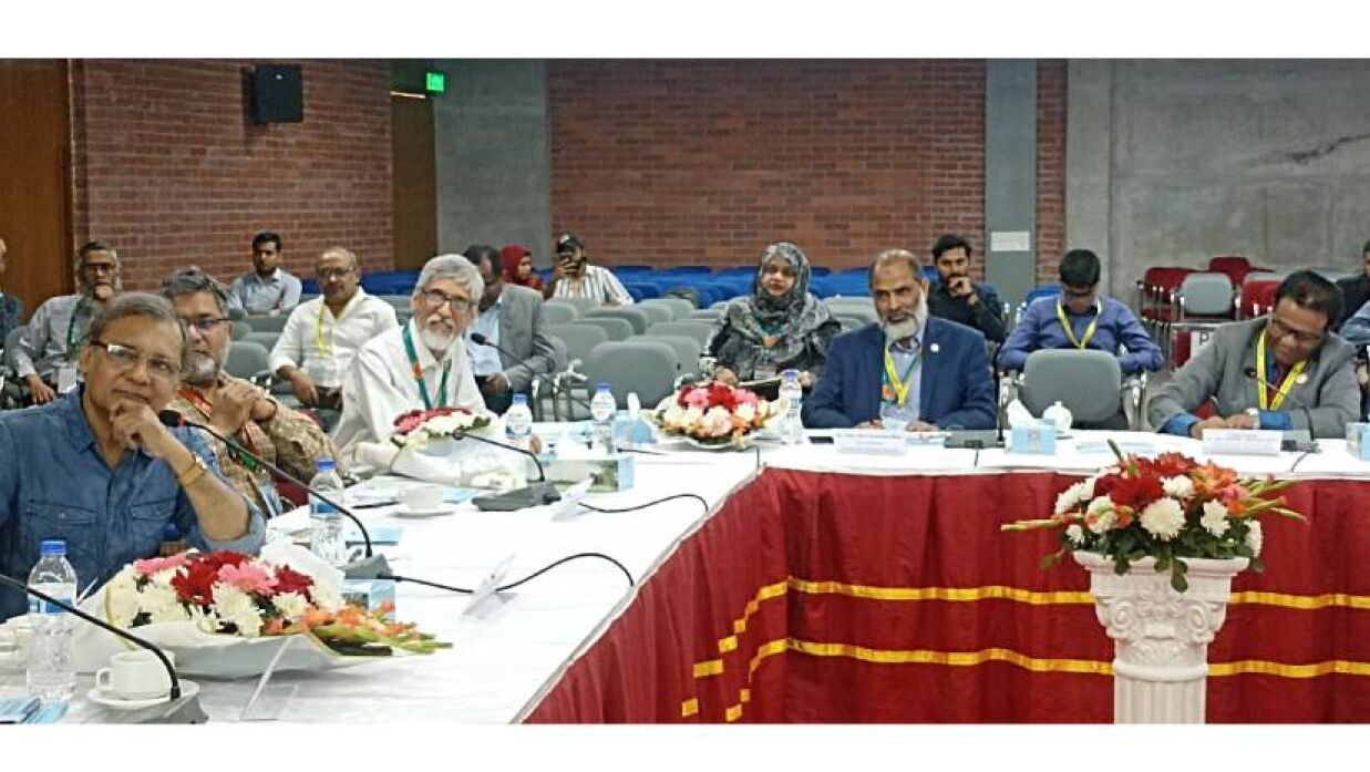 নবায়নযোগ্য জ্বালানি নিয়ে বাংলাদেশে সমন্বিত আইন-নীতিমালা হওয়া দরকার