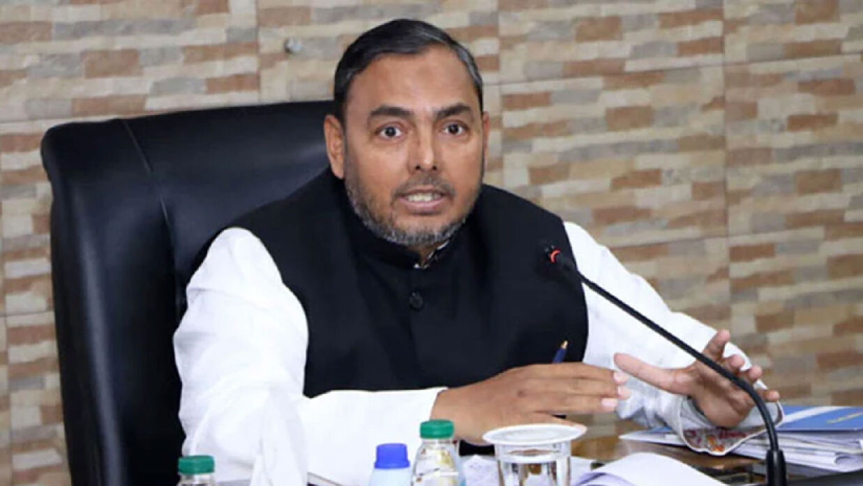 নিম্নমানের খেজুর বলায় ক্ষমা চাইলেন বাণিজ্য প্রতিমন্ত্রী