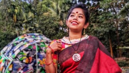 ফাইরুজ বুঝে গেছে, এ সমাজের কাছে সে বিচার পাবে না